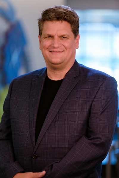 Don Hendriks headshot.jpg